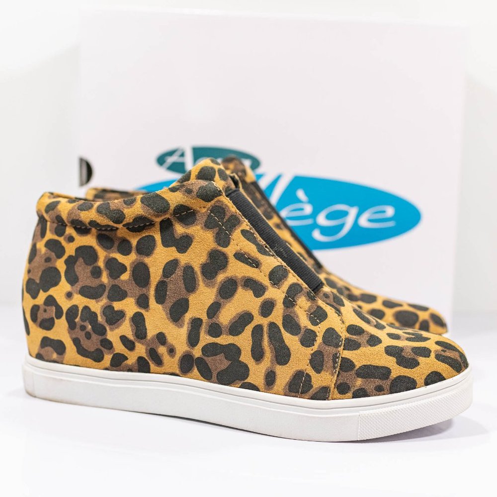 Aqua College Glady Waterproof Sneakers